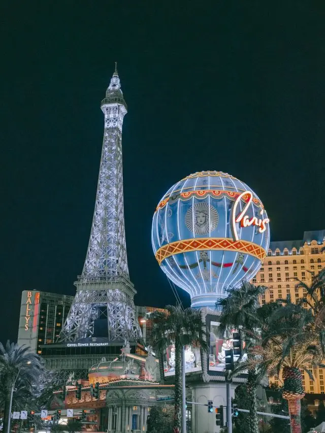 Paris Las Vegas Eiffel Tower and illuminated balloon at night